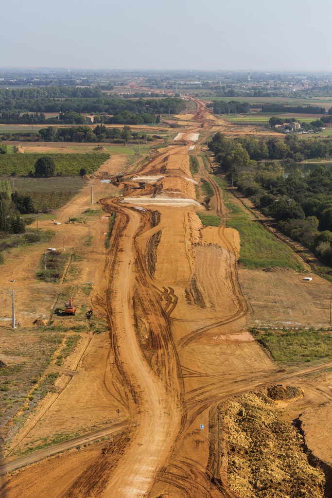 Les TP n’ont pas un avenir tracé d’avance. Le sort des grands chantiers dépend des politiques mises en place par les collectivités, de celles-ci dépendent beaucoup à leur tour les 10 000 emplois que représente le secteur en Bourgogne-Franche-Comté, dont 6 800 rien que sur la seule Bourgogne. ©Fotolia