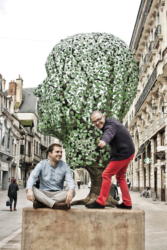 Particulièrement attachés au centre-ville et à la vitalité de ses artisans-commerçants, Matthieu Honnorat et Denis Favier pronent plus que jamais unité et complémentarité. Persuadés que le statut changeant de Dijon est un train à prendre, ils lancent un appel aux professionnels comme aux clients : « I want you ! »